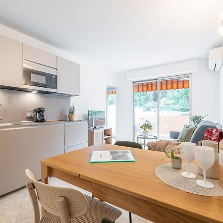 Appartement 2P Renove Avec Terrasse Au Port De Nice Luaran gambar