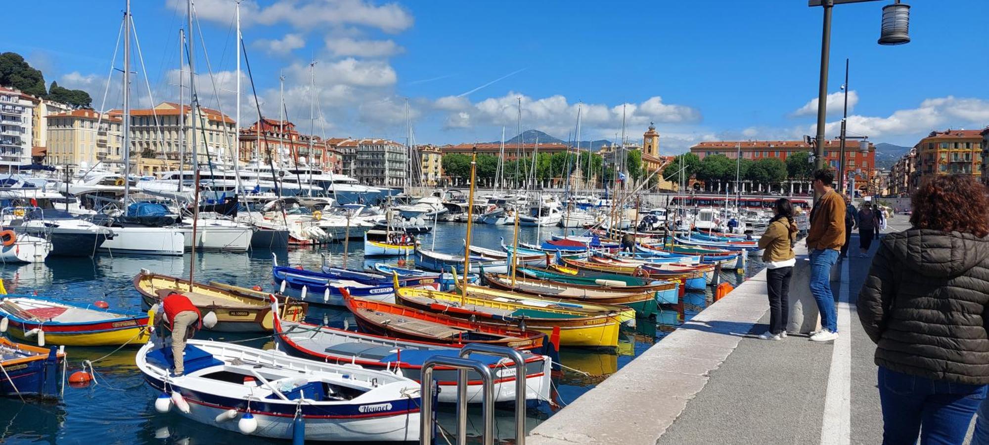 Appartement 2P Renove Avec Terrasse Au Port De Nice Luaran gambar